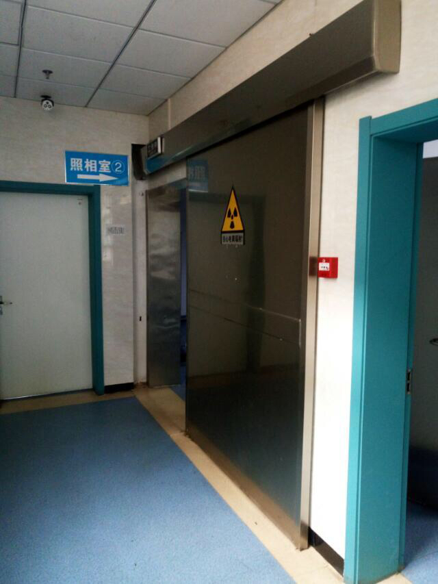 推拉防护门1.jpg